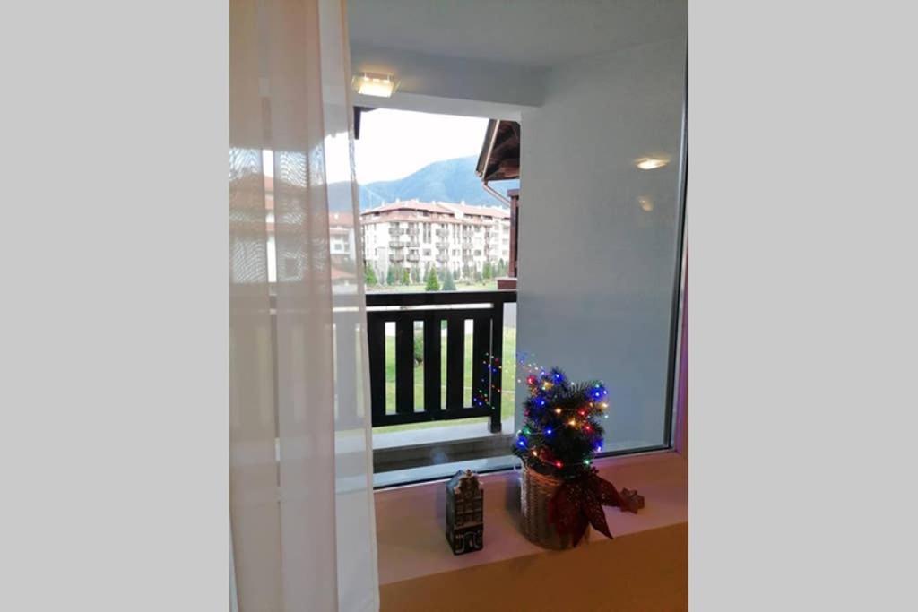 Sunny Studio Apartment - Few Steps From Gondola 반스코 외부 사진